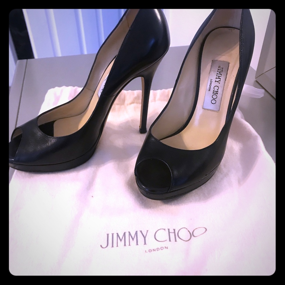 JIMMY CHOO PUMPS